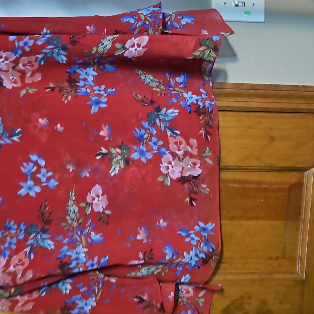 CAbi Red Floral Blouse - Picture 9 of 12